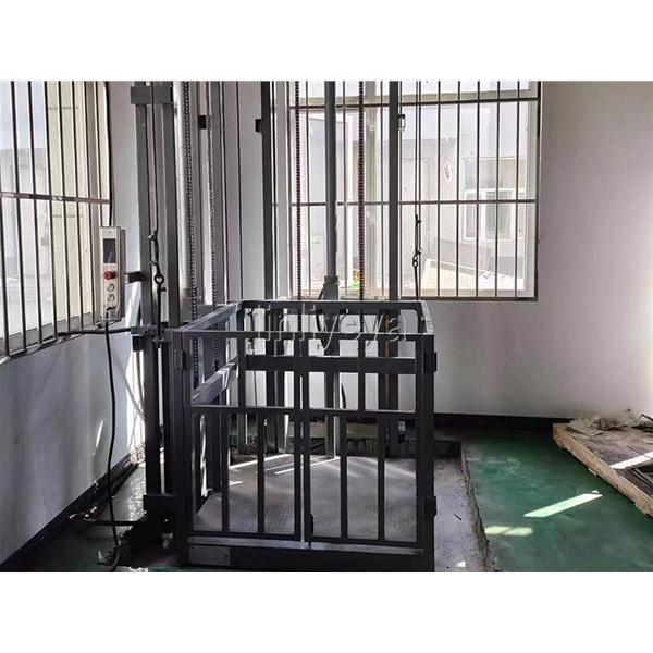 导轨式升降平台
